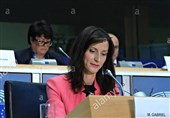 کمیسر اروپایی به کرونا مبتلا شد