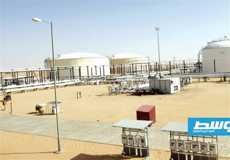 برچیده شدن موانع شبه نظامیان از بزرگترین میدان نفتی لیبی