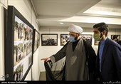 بازدید محمد قمی رئیس سازمان تبلیغات اسلامی از نمایشگاه عکس (عطش وصل)
