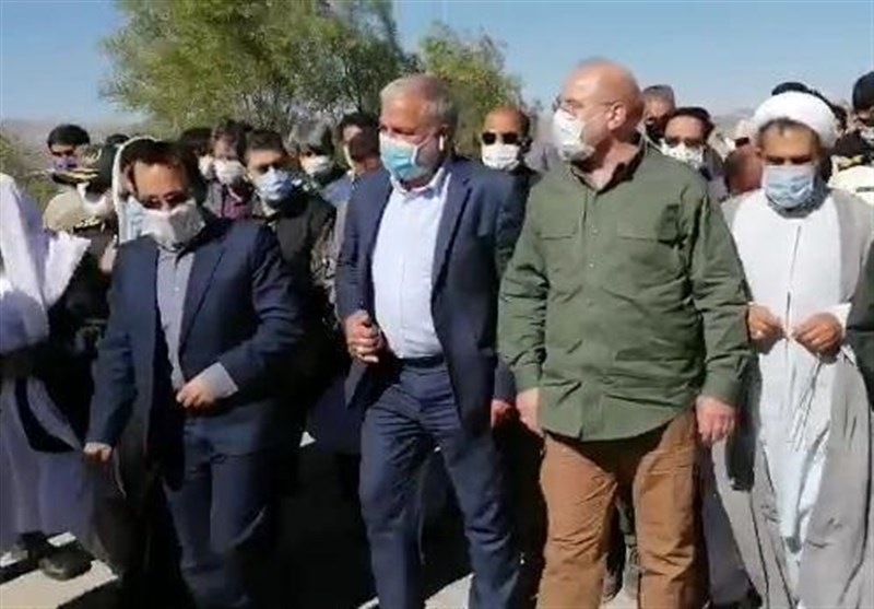 ورود رئیس مجلس به سراوان / قالیباف از عمق محرومیت‌ها بازدید می‌کند + فیلم