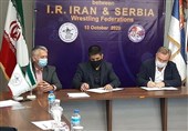 امضای تفاهم‌نامه همکاری بین رؤسای فدراسیون‌های کشتی ایران و صربستان