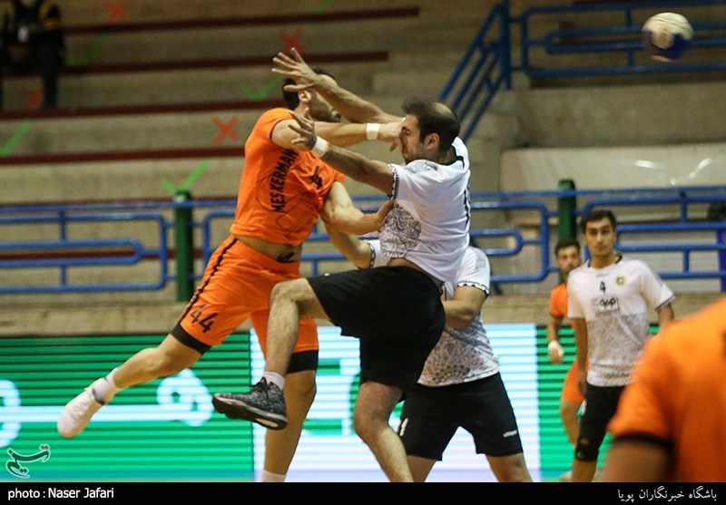 برخلاف پیش‌بینی‌ها، میزبانی ایران از مسابقات هندبال جوانان آسیا گرفته شد؟