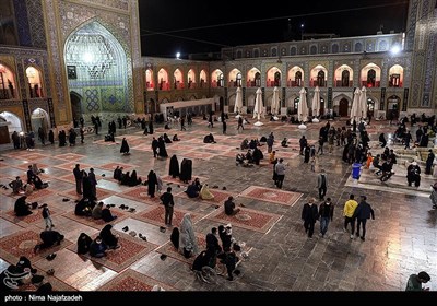 Imam Reza Holy Shrine Hosts Mourning Pilgrims