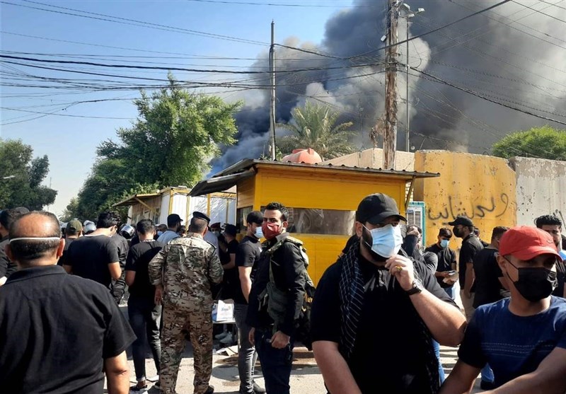 حمله معترضین عراقی به مقر حزب دموکرات کردستان در بغداد