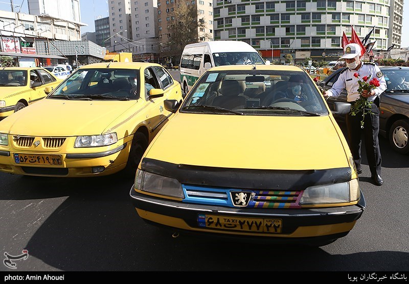 رانندگان و سرنشینان خودروهای عمومی فاقد ماسک در اصفهان جریمه می‌شوند