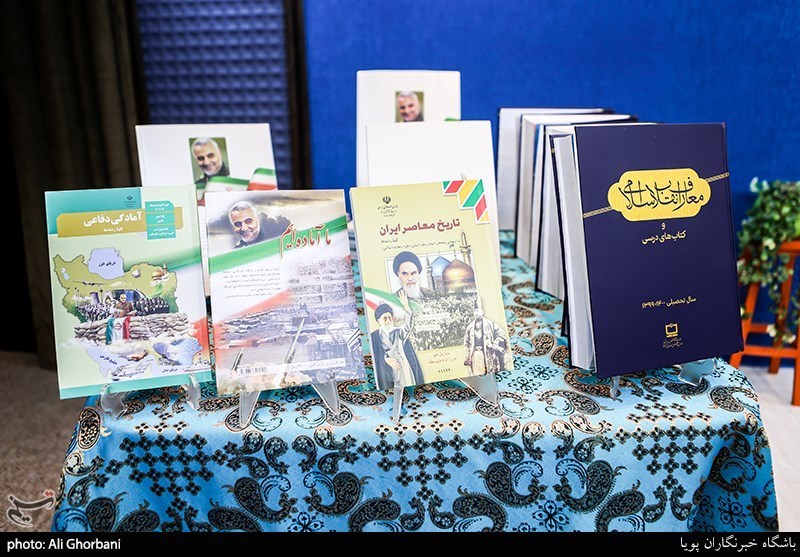ملکی: امام ما در صراط تحول کتب درسی دانش آموزان، رهبر معظم انقلاب است