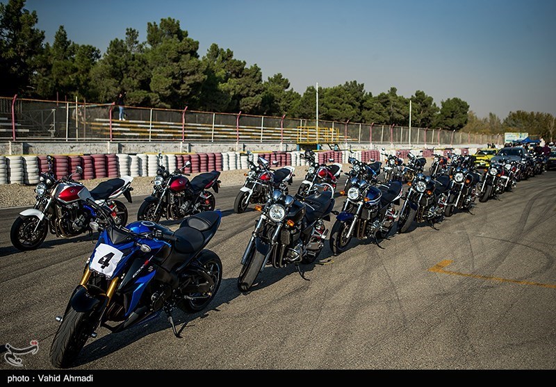 جلسه شائبه‌برانگیز یک کاندیدای انتخابات فدراسیون موتورسواری و اتومبیلرانی در مشهد/ خرج این مراسم از کجا تامین می‌شود؟