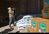 30000 بسته کمک‌ معیشتی توسط آستان قدس رضوی توزیع شد