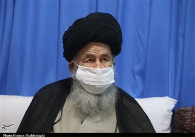 آیتالله علوی گرگانی: برگزاری دورههای تربیتی و ایجاد اشتغال برای زندانیان مورد تأکید باشد