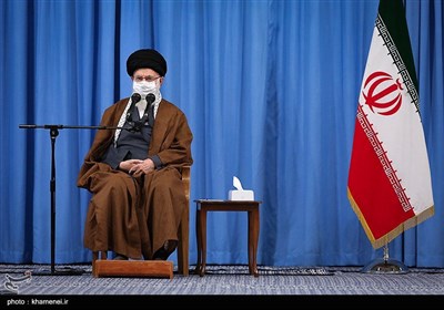 Leader Urges Decisive Decisions, Collective Action to Tackle COVID-19 in Iran