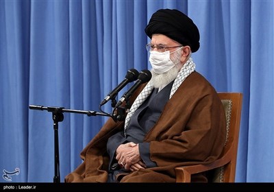 امام خامنہ‌ای کے موجودگی میں انسداد کورونا کمیٹی کا اجلاس