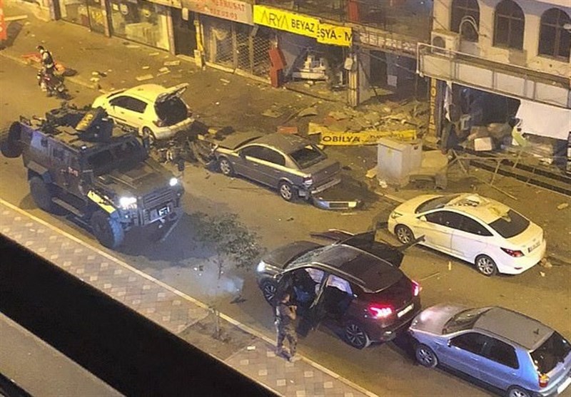 Terrorist Blows Himself Up in Turkish Border Town (+Video)
