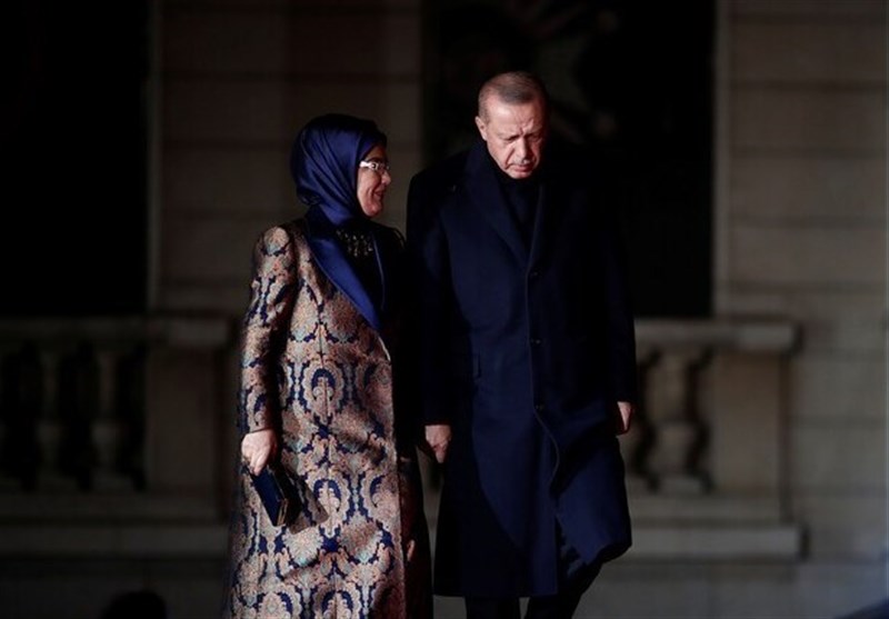زعیم المعارضة الترکیة ینتقد أردوغان: أحرق حقیبة زوجتک الفرنسیة