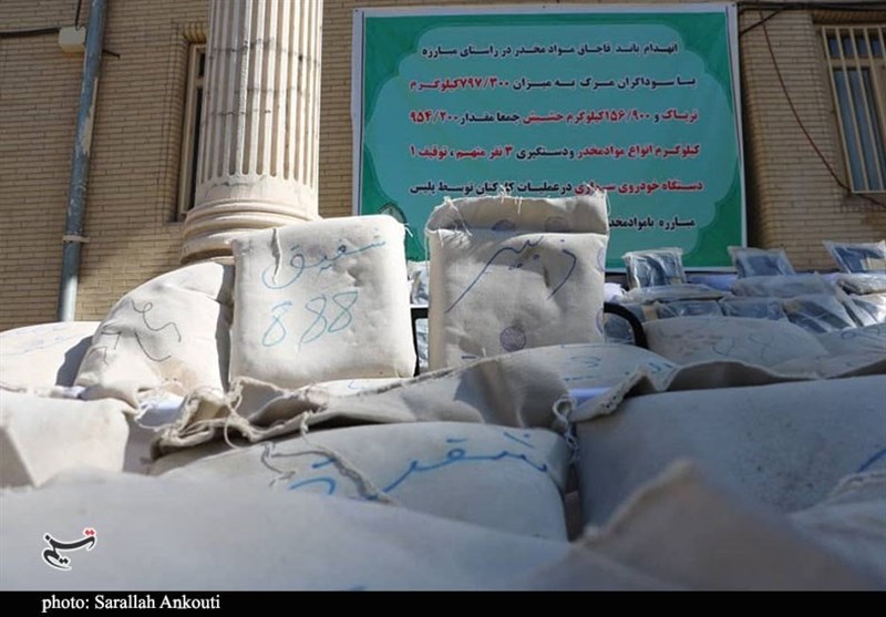 کشف حدود یک تن انواع مواد مخدر در استان کرمان به روایت تصویر