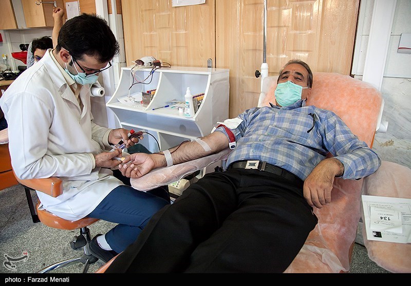 ذخایر خونی در استان کرمانشاه به پایین‌ترین میزان خود رسیده/ بهبودیافتگان از کووید 19 با اهدای پلاسما بیماران را یاری کنند