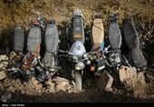 فیلم| رسوب چند ساله موتورسیکلتها در پارکینگهای تهران