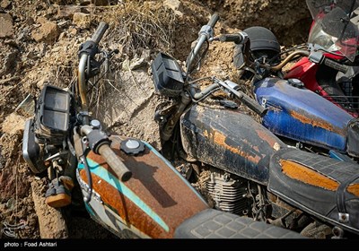 رسوب چند ساله موتورسیکلت‌ها در پارکینگ‌های تهران