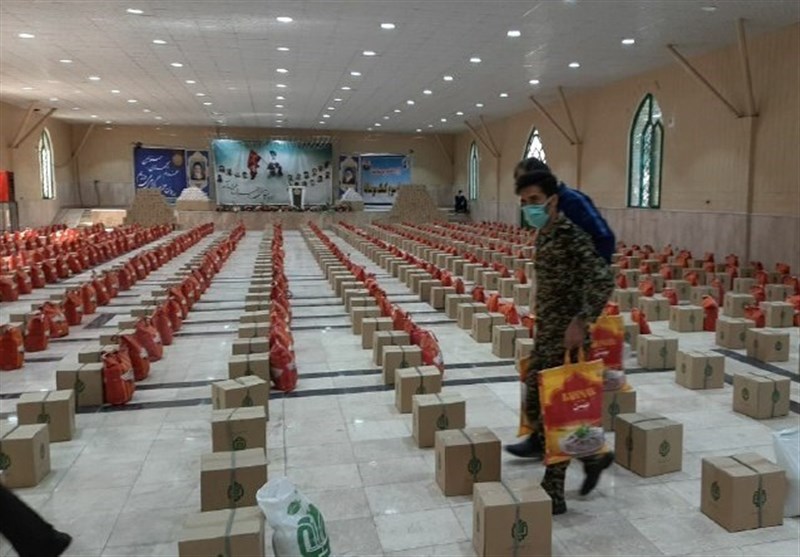 تهران| مرحله سوم کمک های مومنانه در پیشوا برگزار شد؛ 2000 بسته معیشتی بین نیازمندان توزیع شد