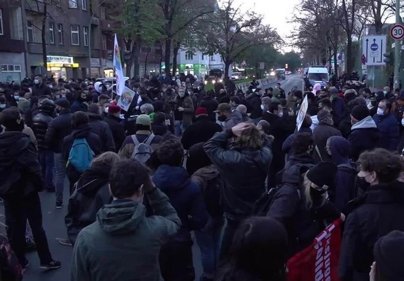 Protesters Hold Demo against &apos;Quran-Burning&apos; Rally in Berlin (+Video)
