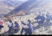 خراسان شمالی| این بار دانش آموزان اسفراینی برای «شبکه شاد» سر به کوه گذاشتند!+تصاویر