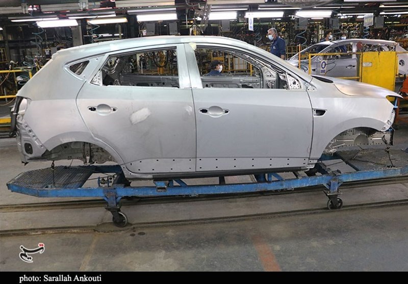 خط تولید کارخانه تولید خودرو در منطقه ویژه اقتصادی ارگ جدید بم به روایت تصویر