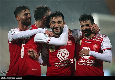 سیامک نعمتی بازیکن تیم فوتبال پرسپولیس