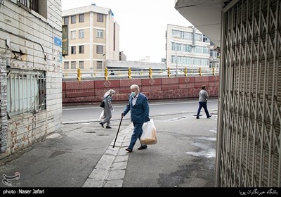 خیابان انقلاب در سومین روز محدودیت های کرونایی