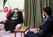 نماینده ولی فقیه در استان فارس: در آموزش و پرورش مربیانی میخواهیم که برای دانشآموز دل بسوزانند