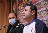 فاضلی: در فوتبال ایران مودب باشی، حقت را می‌خوردند/ سبک مرا در دو سال گذشته هیچ‌ تیمی بازی نکرده است