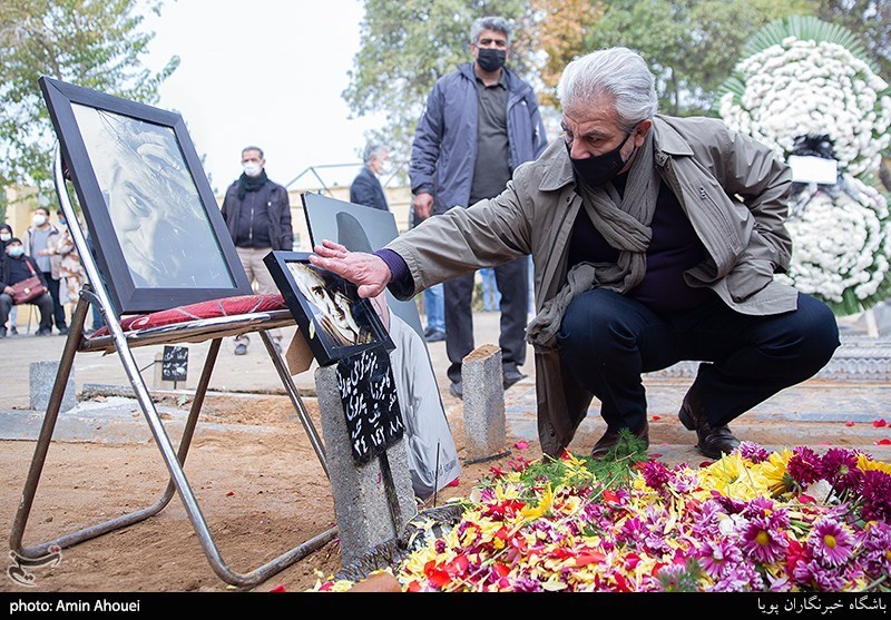 هنرمندان فوت شده همسر نسرین مرادی همسر کامبوزیا پرتوی مراسم تشییع هنرمندان علت فوت کامبوزیا پرتوی عکس جدید بازیگران عکس تشییع جنازه تشییع جنازه امروز بیوگرافی نسرین مرادی بیوگرافی کامبوزیا پرتوی اینستاگرام نسرین مرادی اسامی بازیگران فوت شده ایرانی