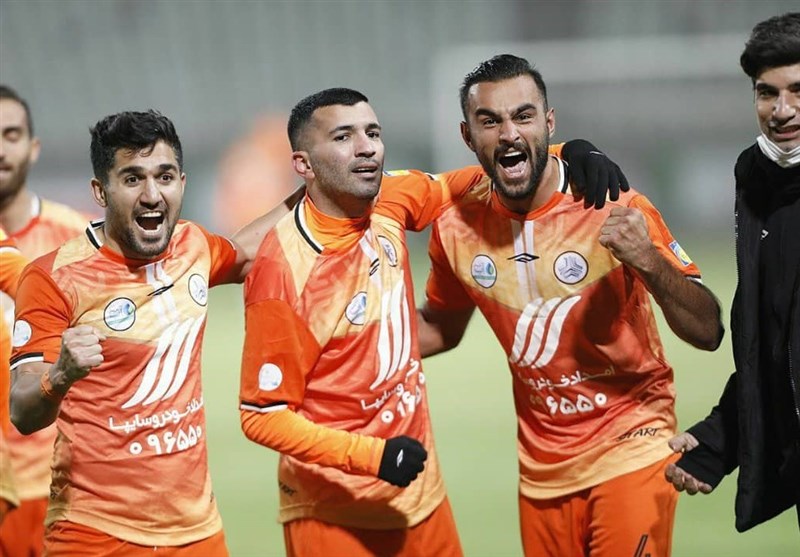لیگ برتر فوتبال| پیروزی سایپا مقابل نساجی با تعویض طلایی