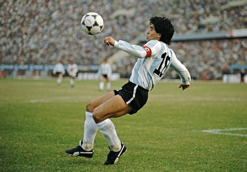 Football World Mourns Death of Diego Maradona