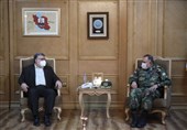 فرمانده نیروی زمینی ارتش: تجهیزات فنی قابل توجهی در مرزهای کشور مستقر کردیم