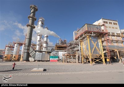 دستاوردهای ارزشمند متخصصان ایرانی در اوج تحریم / جهش بزرگ در صنعت پتروشیمی و فرآورش نفت / ایران جزو بزرگترین تولیدکنندگان اوره جهان شد