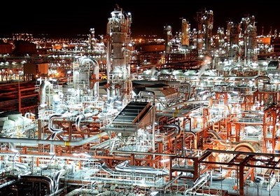  بزرگترین تفاهمنامه نفتی با گازپروم روسیه امضا شد/ سرمایه‌گذاری چندده میلیارد دلاری روس‌ها در میادین نفت و گاز ایران 