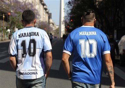  منتشرکننده عکس مارادونا به مرگ تهدید شد/ وکیل مارادونا: شرکت تدفین بهای گزافی خواهد پرداخت 