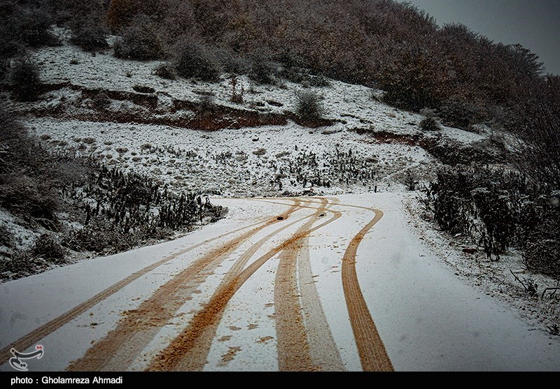 بارش برف و باران در جاده های 23 استان