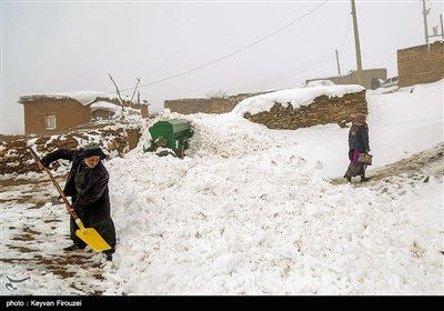 بارش برف در روستای مودی -کردستان