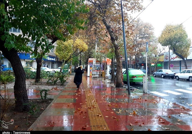 بارش باران پاییزی در کرج به روایت تصاویر