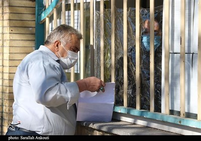  بلاتکلیفی مردم استان کرمان جلوی ادارات؛ ادارات تعطیل هستند یا نیستند؟! + تصاویر 
