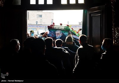 تشییع شهید محسن فخری‌زاده در امامزاده صالح(ع)