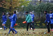 گزارش تمرین استقلال| برگزاری تمرین زیر بارش شدید باران و غیبت 4 بازیکن