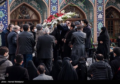 مراسم خاکسپاری شهید محسن فخری‌زاده در امامزاده صالح(ع)