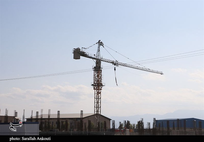 بیمارستان در حال احداث بم معطل پیمانکار/مردم شرق استان کرمان تا کی باید منتظر باشند؟