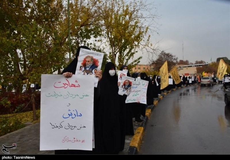 هم‌عهدی فعالان فرهنگی اصفهان در میادین اصلی شهر به روایت تصویر