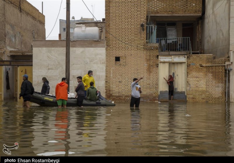 هلال احمر خوزستان به بیش از 6 هزار نفر دچار آبگرفتگی امدادرسانی کرد