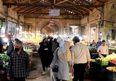  استان زنجان فردای اصلاح ارز ترجیحی| فروشگاه‌ها اجناس قدیمی خود را فروختند/ قیمت‌های قبلی عامل تشکیل صفوف 