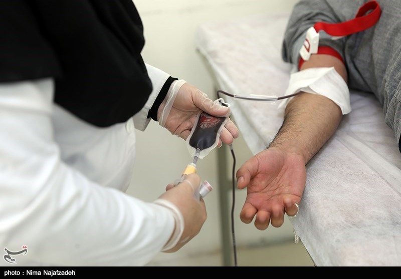 آمار اهداکنندگان با سابقه و مستمر خون در استان تهران 28 درصد افزایش یافته است