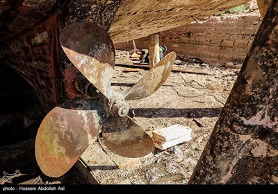 گلافی حرفه لنج سازی و قایق سازی - آبادان