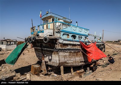 گلافی حرفه لنج سازی و قایق سازی - آبادان